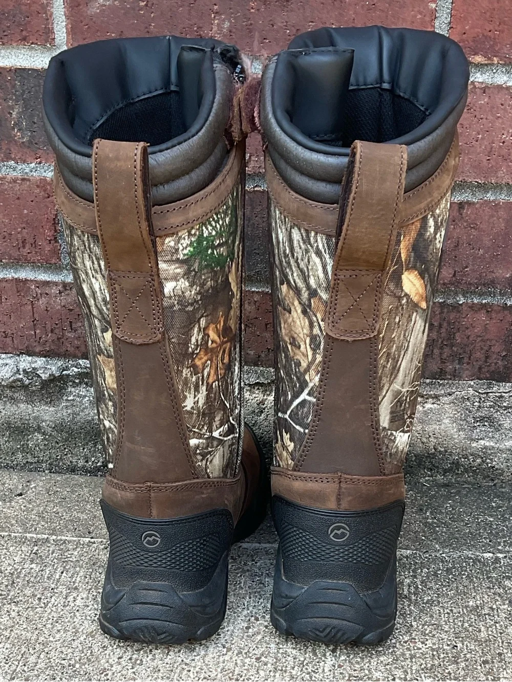 Magellan Outdoors Kids/Youth Snake Shield Armor Boots, Sz 3